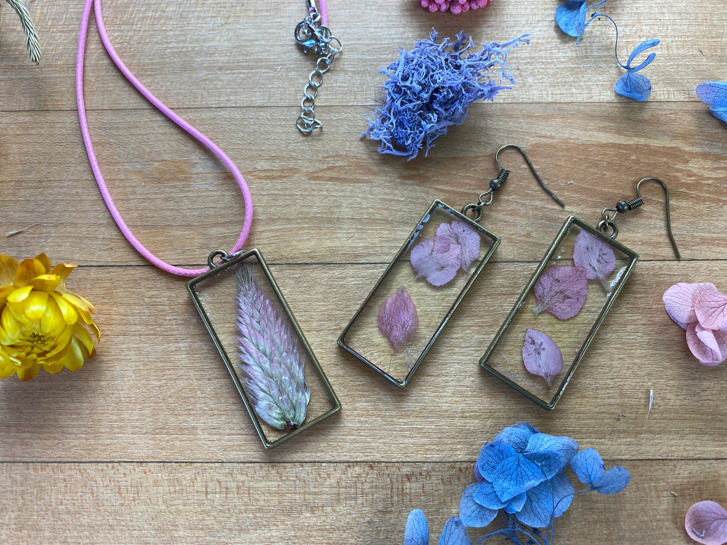 Handcrafted and One of a Kind, Real Pressed Wildflower Earring and Necklace Gift Set